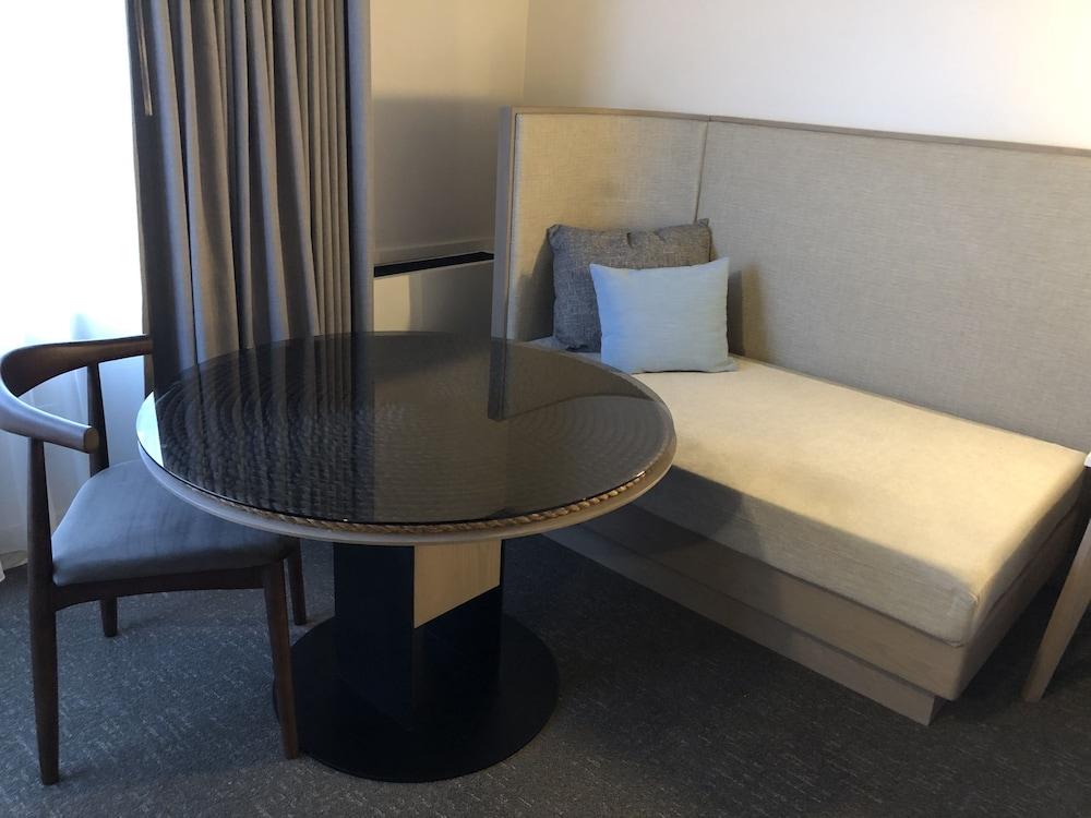 ホテル Doubletree By Hilton St. John'S Harbourview エクステリア 写真